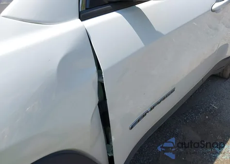 2022 Jeep Compass Latitude 4X4 z USA, uszkodzony, nr VIN 3C4NJDBB0NT152878